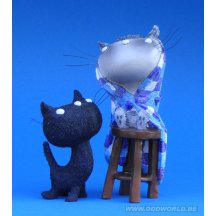 Pim And Pom With Towel Fiep Westendorp Statue